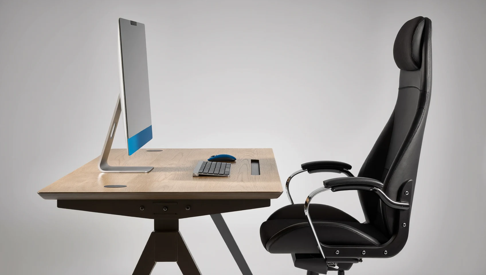Illustration eines aufgeräumten Computerarbeitsplatzes mit Schreibtisch und Bildschirm